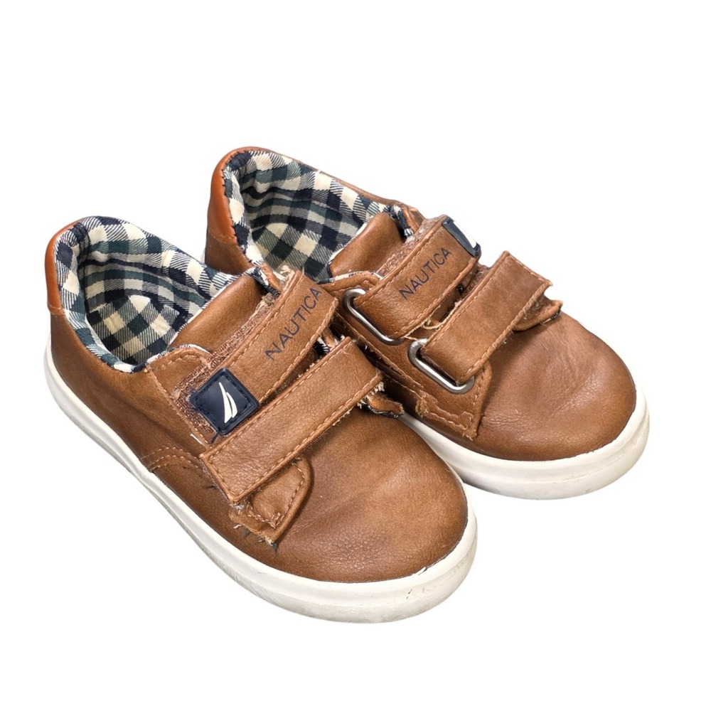 Nautica Ames V. Faux Leather Lined Sneakers‎ Boy's Size 7 Brown Plaid Textured